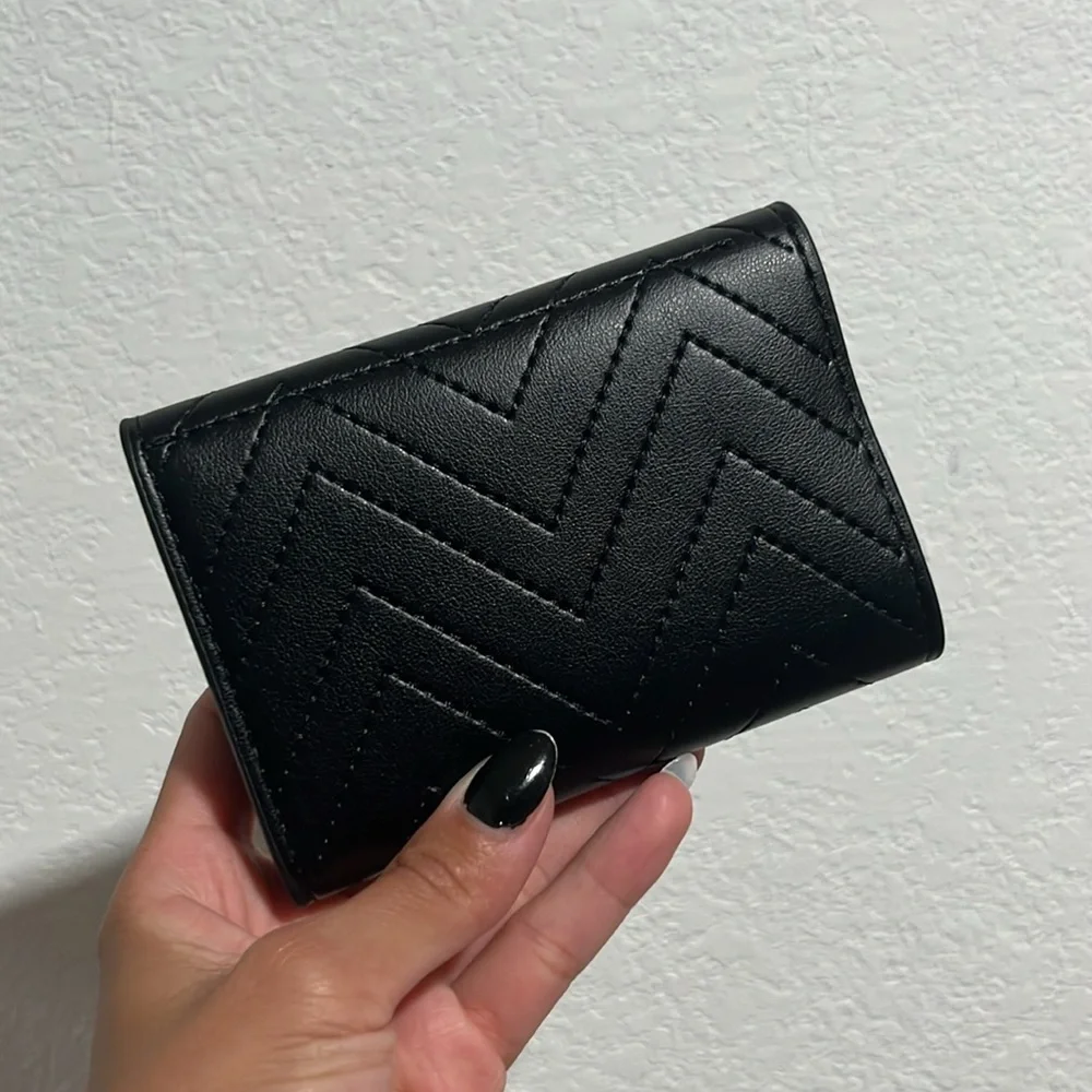Designer wallet - Picture 2 of 10